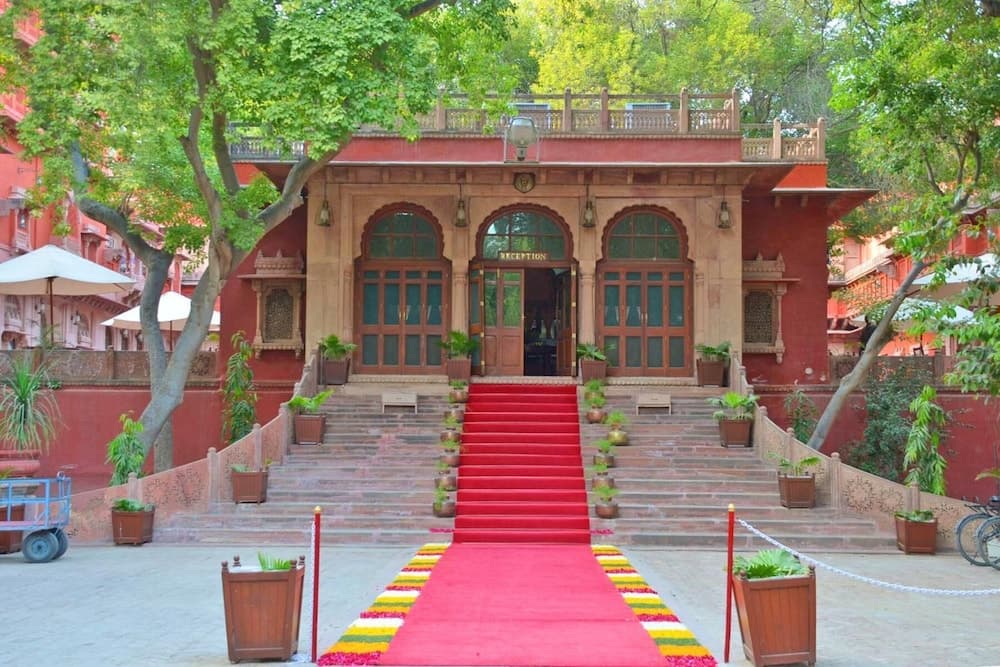 Gajner Palace Heritage Hotel main