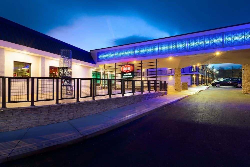 Aiden by Best Western South Reno main