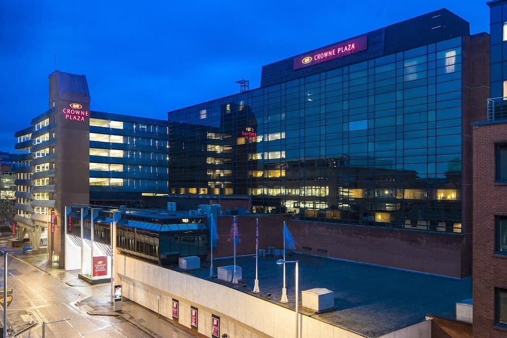 Crowne Plaza Nottingham main
