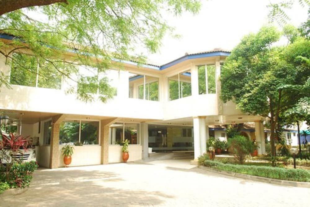 Airside Hotel main