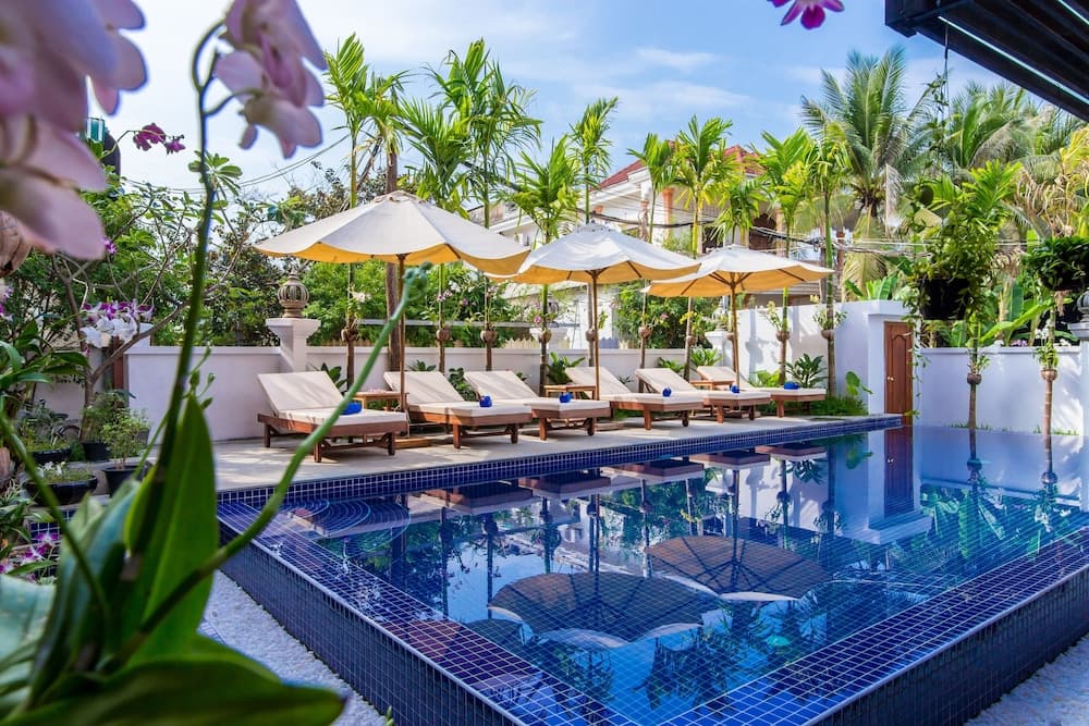 The Unique Angkor Villa main
