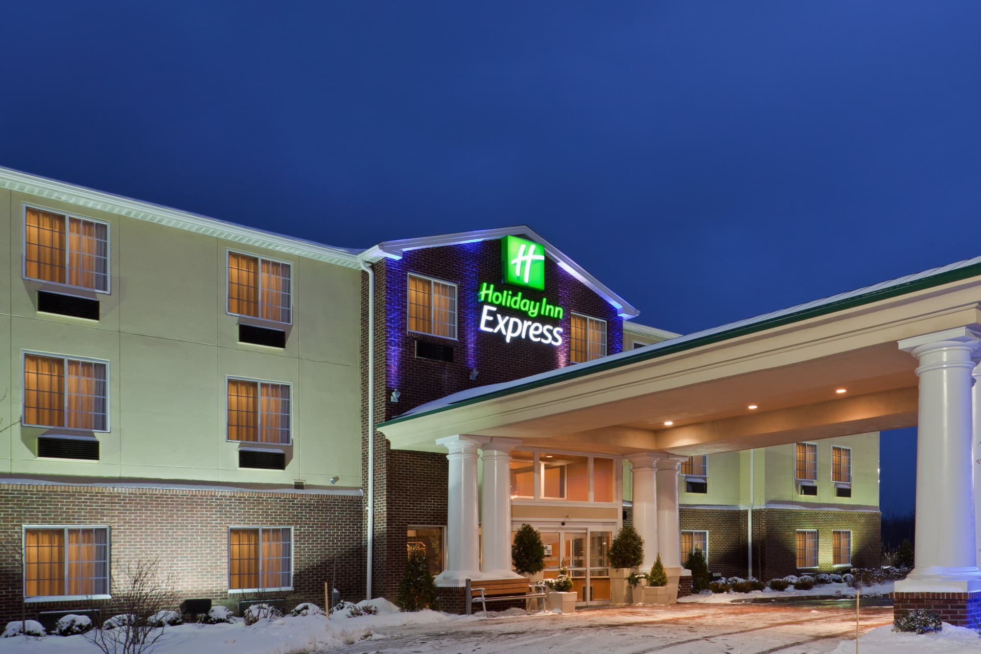 Holiday Inn Express Hotel & Suites Ashtabula-Genev main