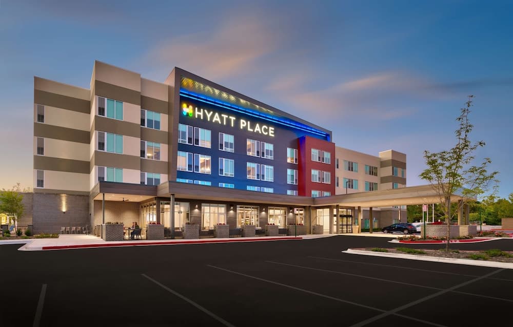 Hyatt Place Fayetteville Springdale main