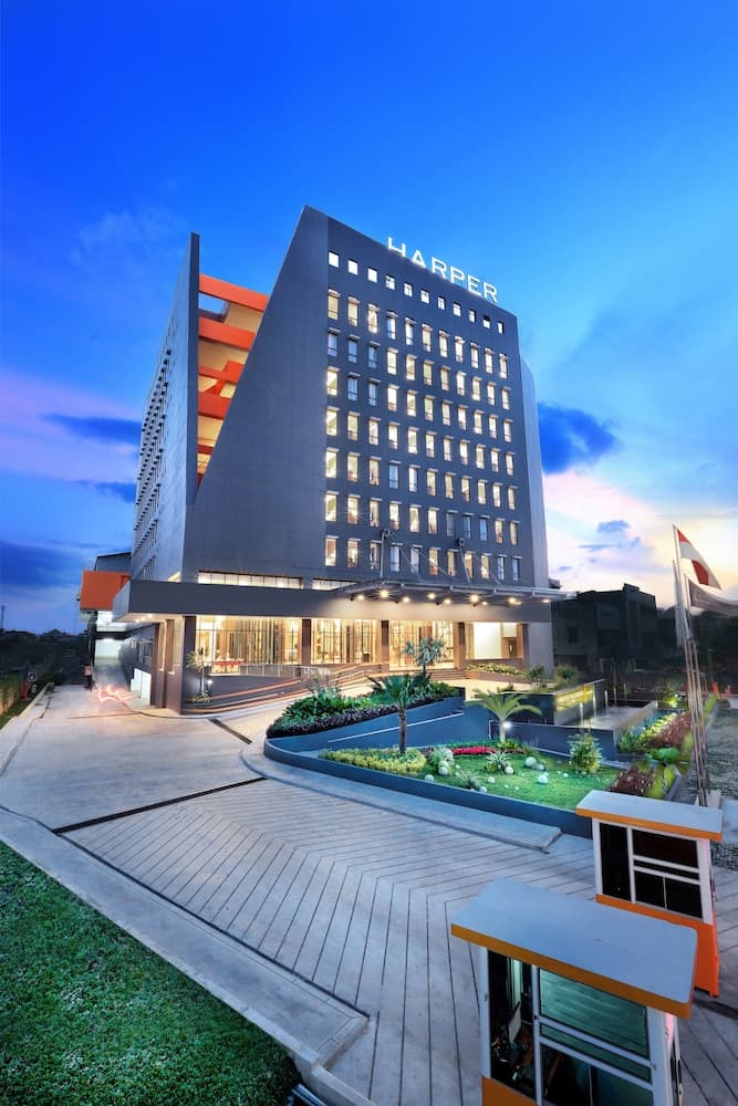 Harper Palembang main