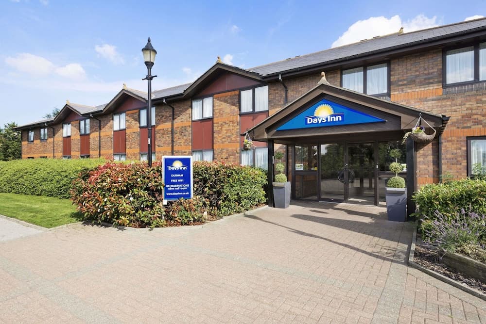 Super 8 By Wyndham Durham main