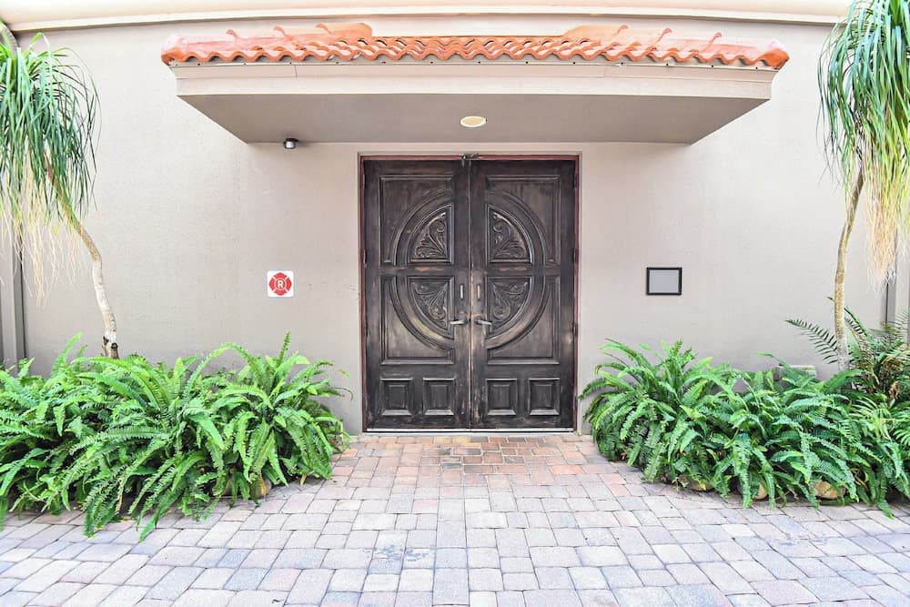 Holiday Inn Express & Suites Cocoa main