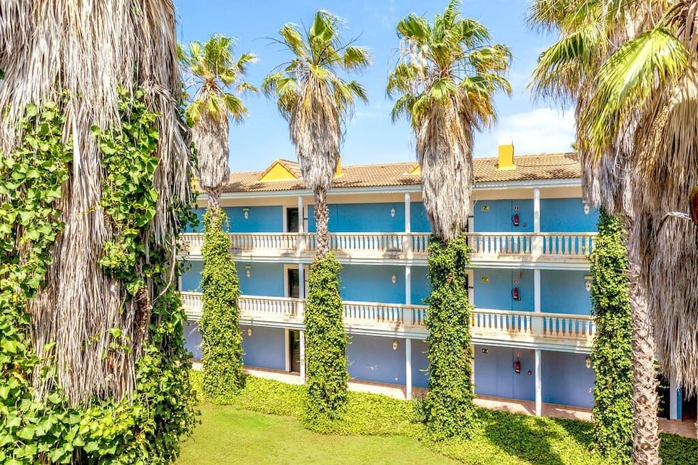 Vibra Blanc Palace main