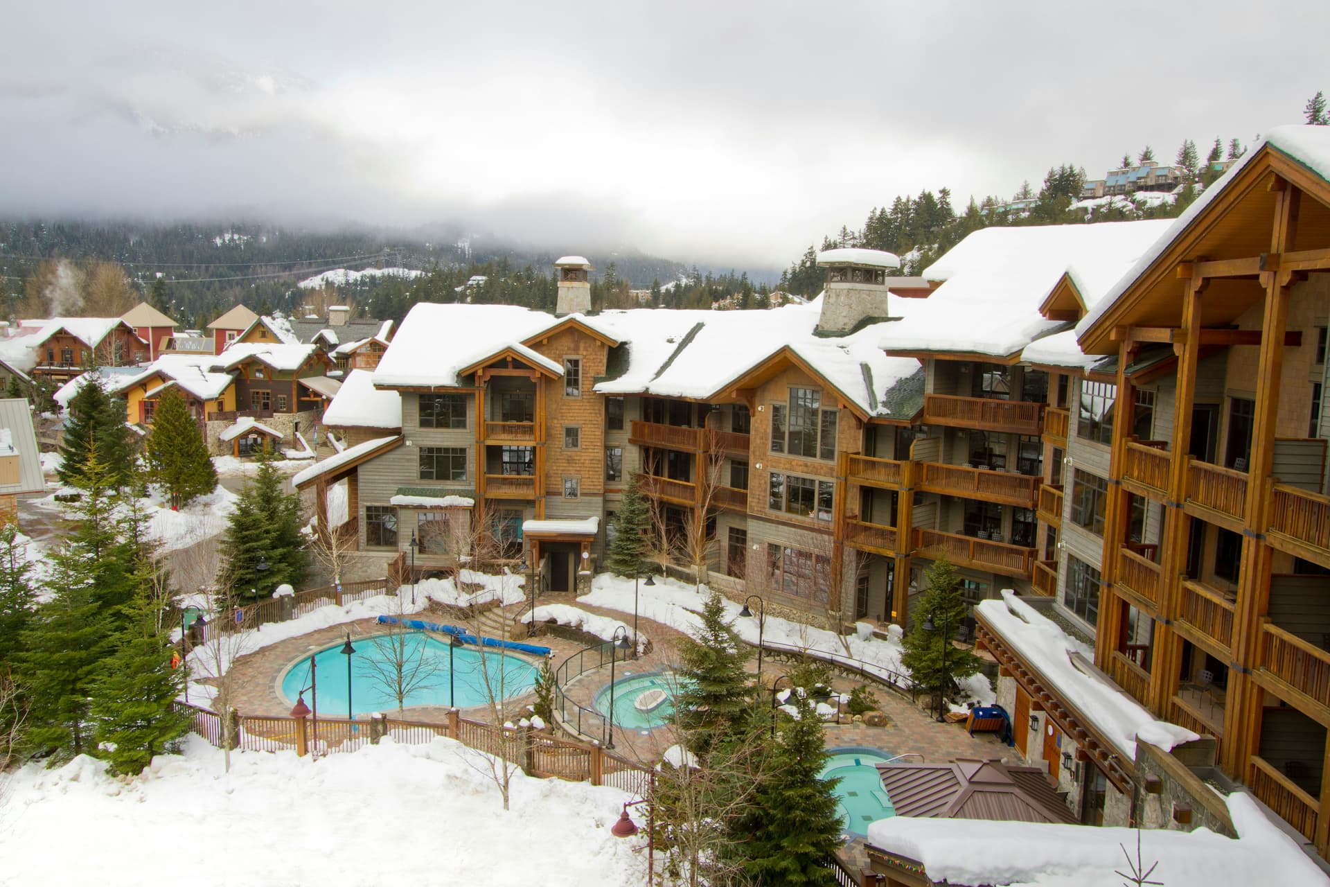 First Tracks Lodge