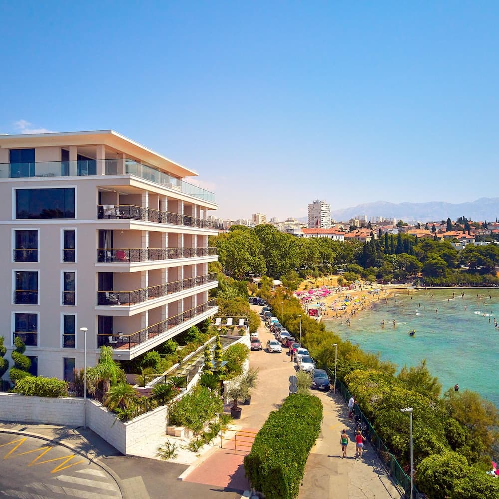 Hotel Villa Harmony main
