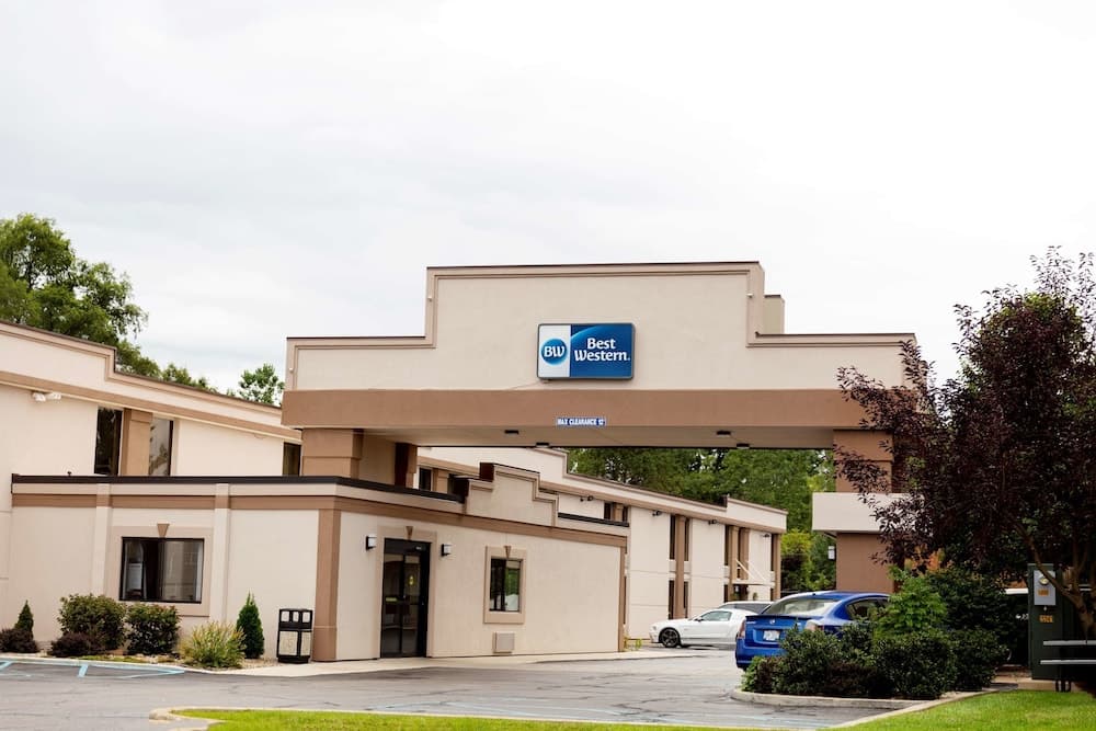 Best Western Executive Inn main