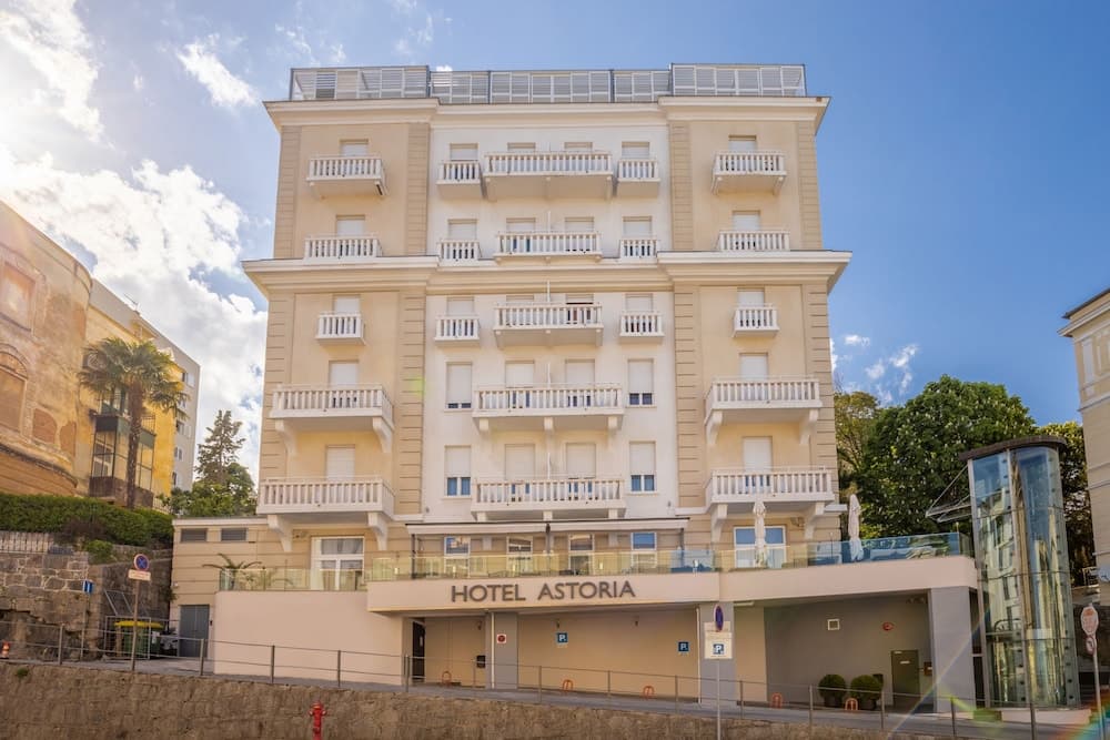 Hotel Astoria