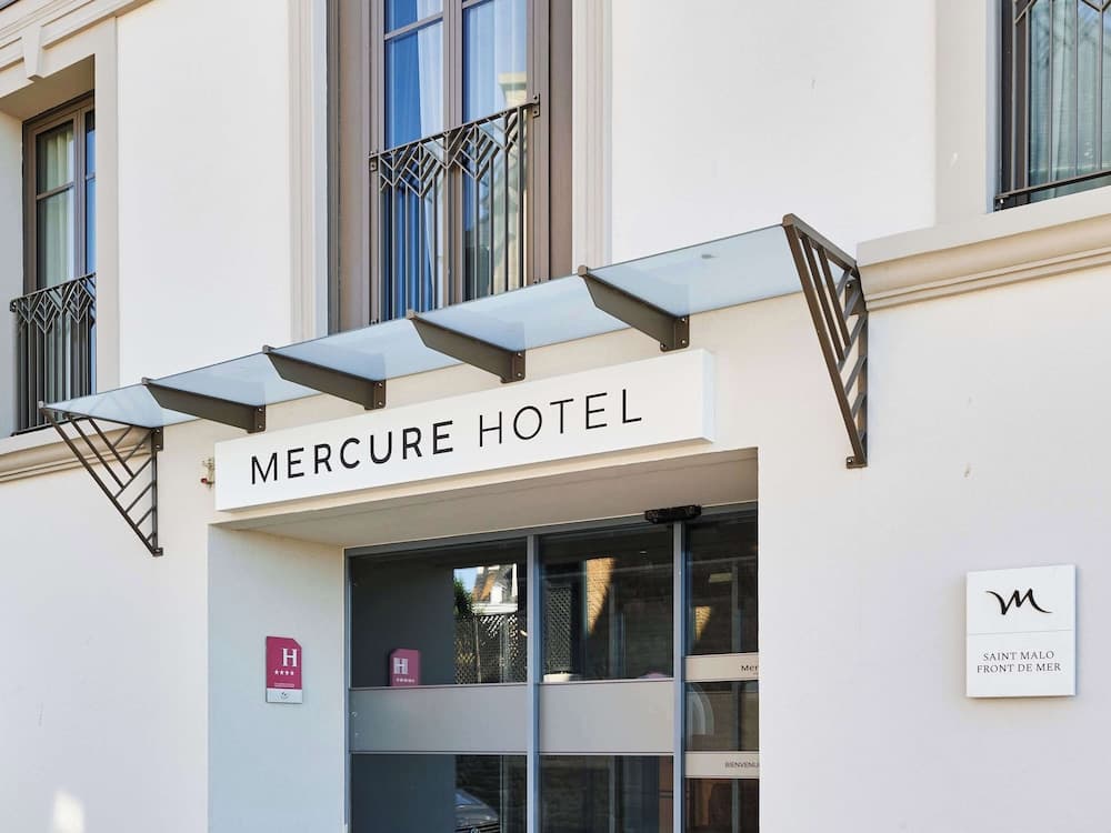Mercure St Malo Front de Mer main