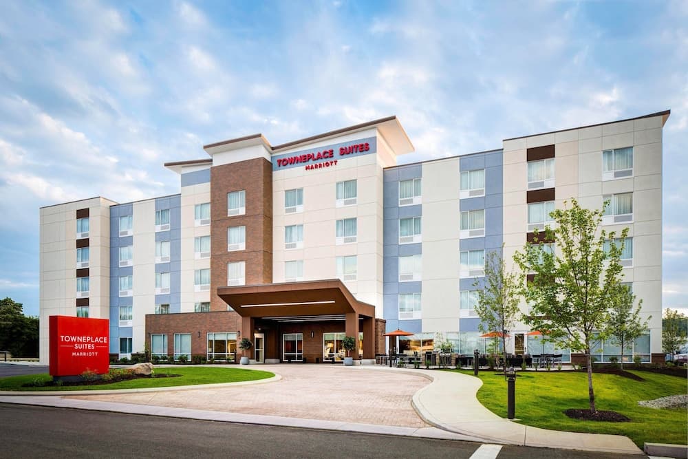 Towneplace Suites Chesterfield main