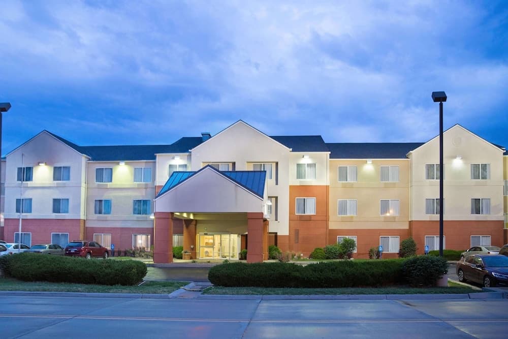 Fairfield Inn By Marriott Hays main
