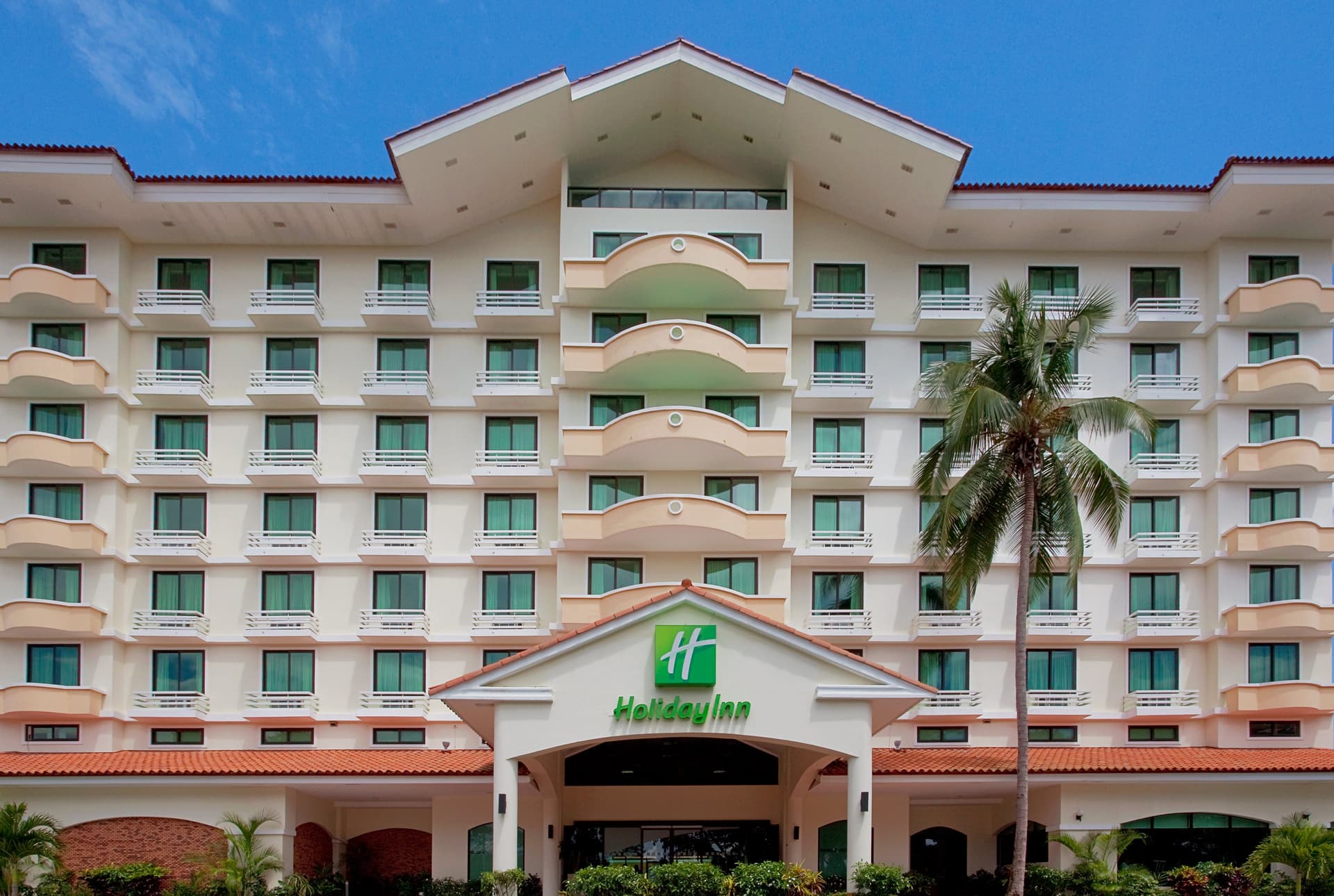 Holiday Inn Panama Canal main