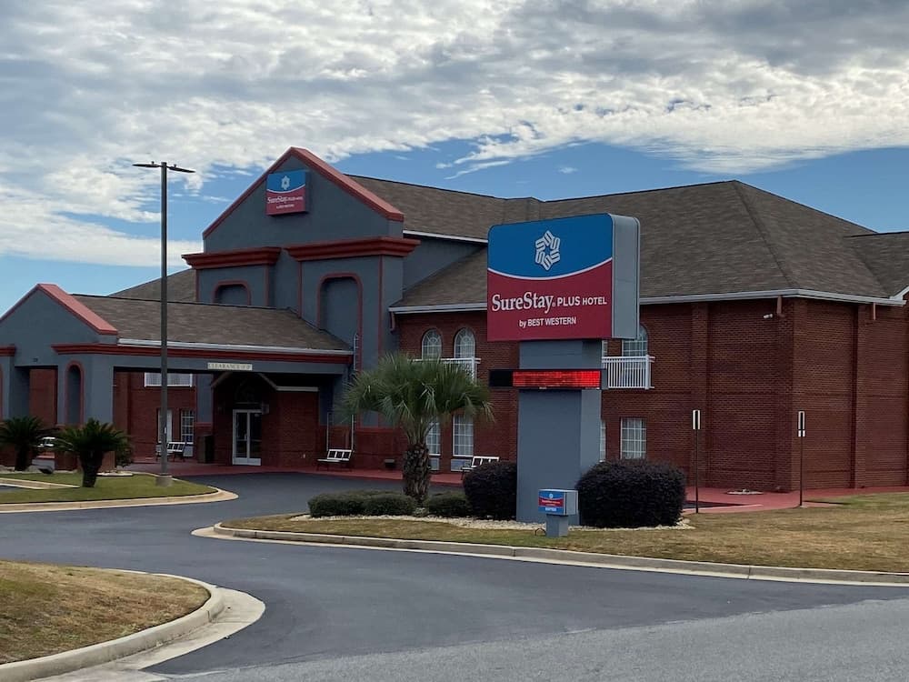 Surestay Plus Hotel By Best Western Warner Robins Afb main