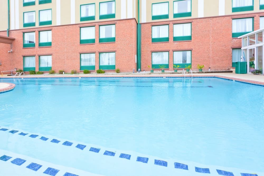 Holiday Inn Express & Suites Ocean City