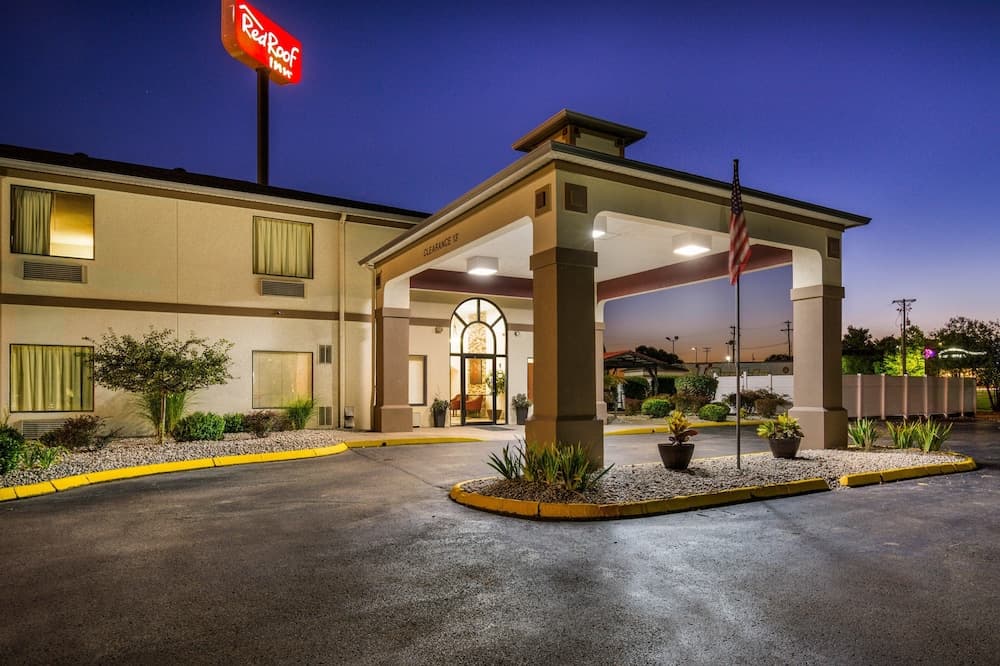 Red Roof Inn Carrollton main