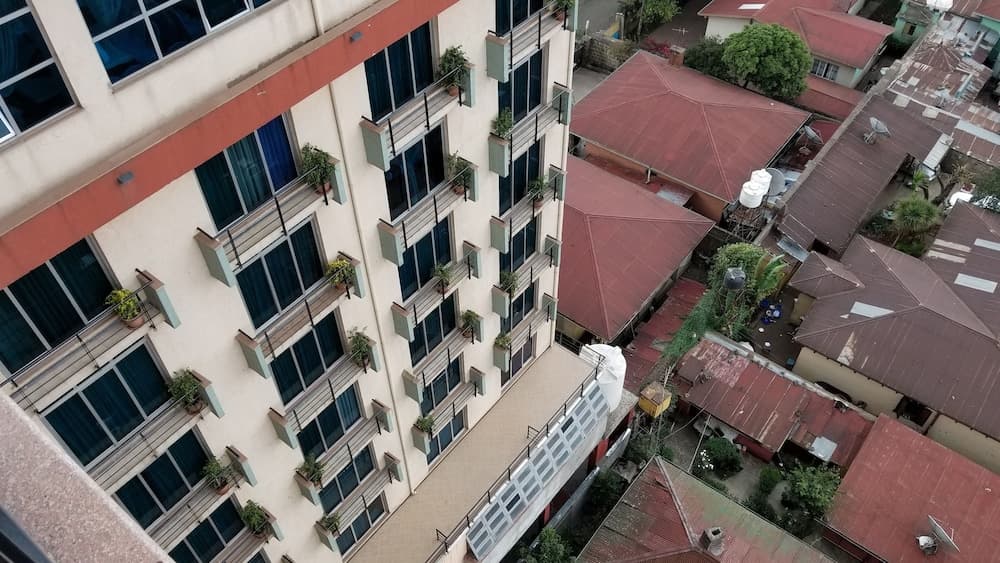 Sarem International Hotel main