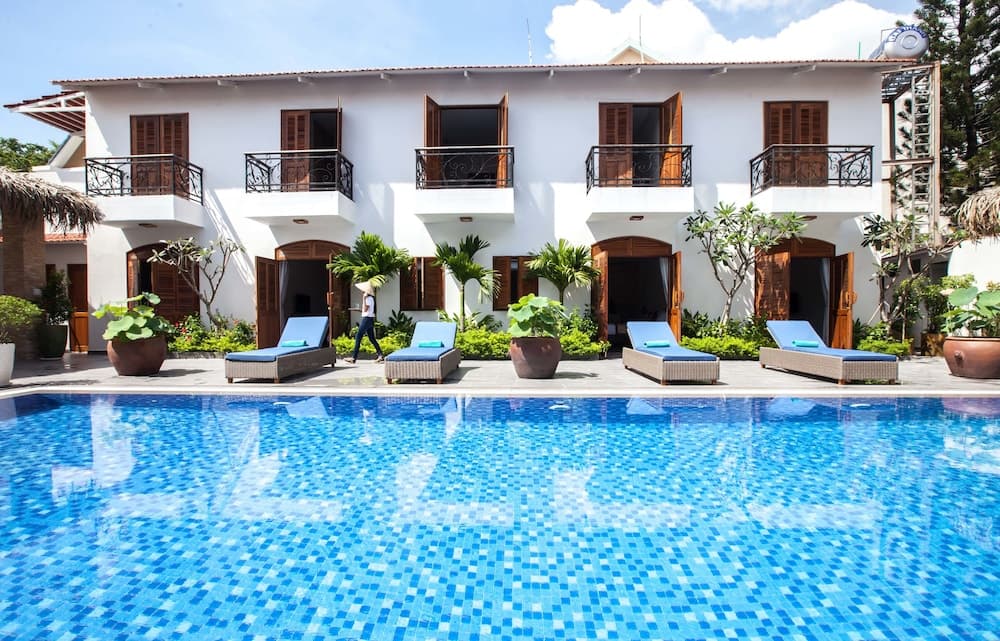 La Casita Saigon main