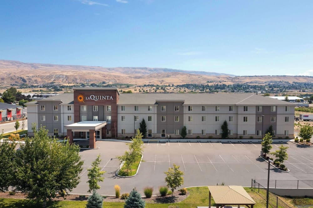 La Quinta Inn & Suites by Wyndham Wenatchee main