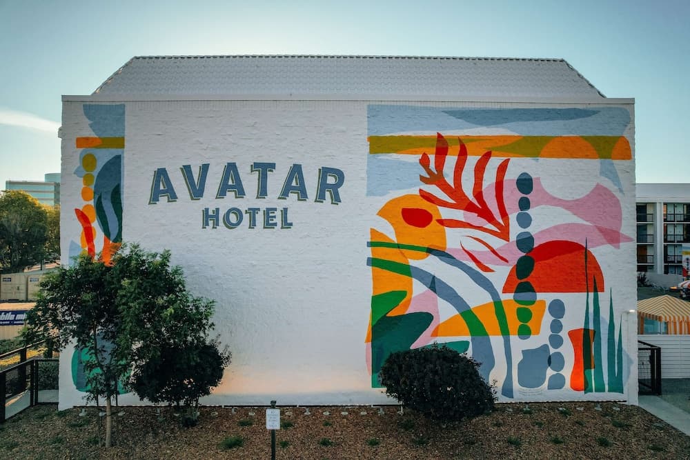 Avatar Hotel main