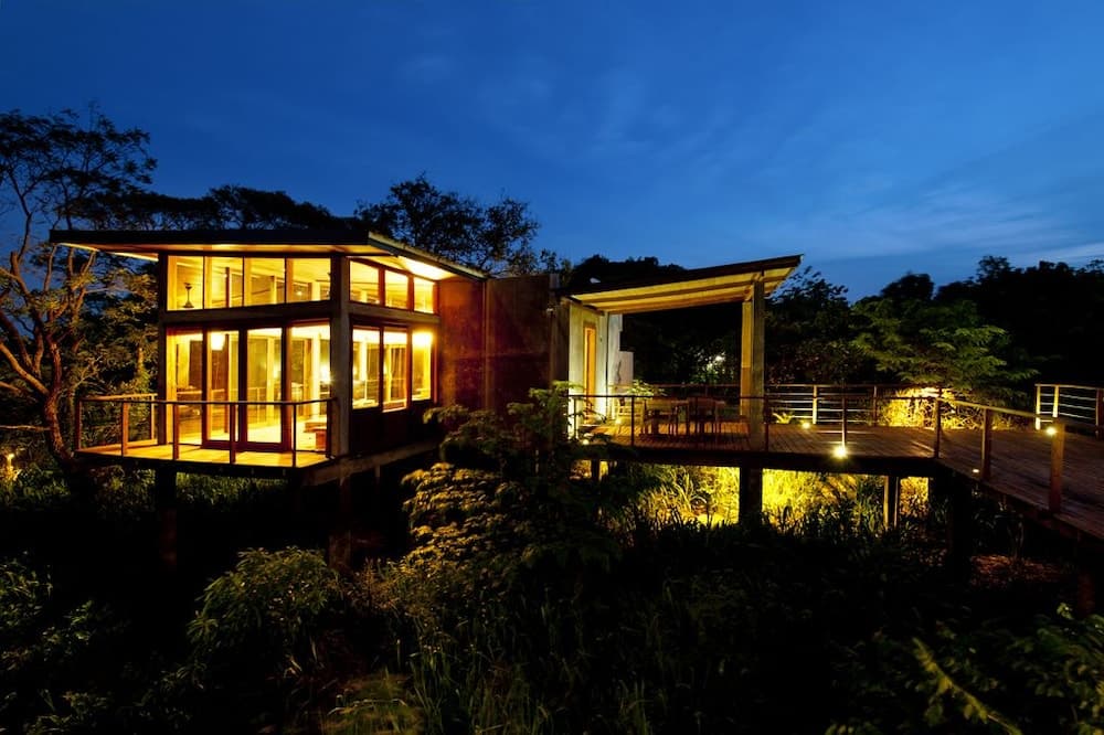 Wild Grass Nature Resort main