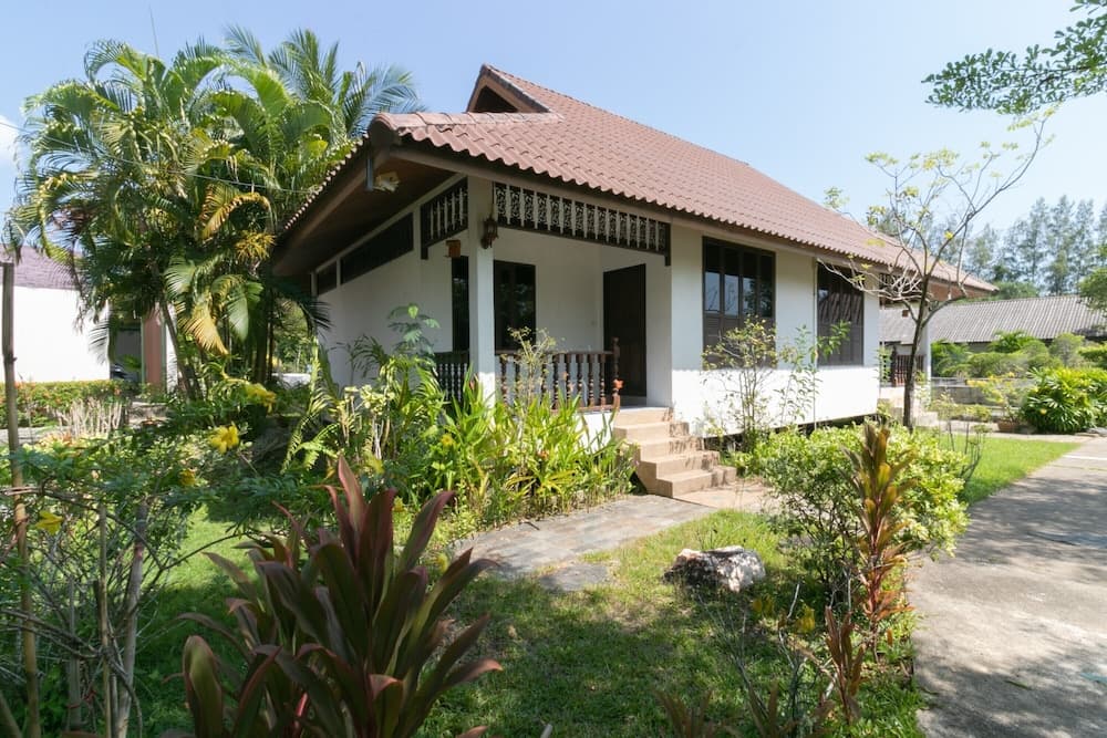 Chaiyo Resort Phuket main