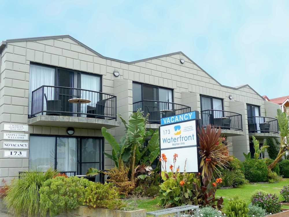 Apollo Bay Waterfront Motor Inn main