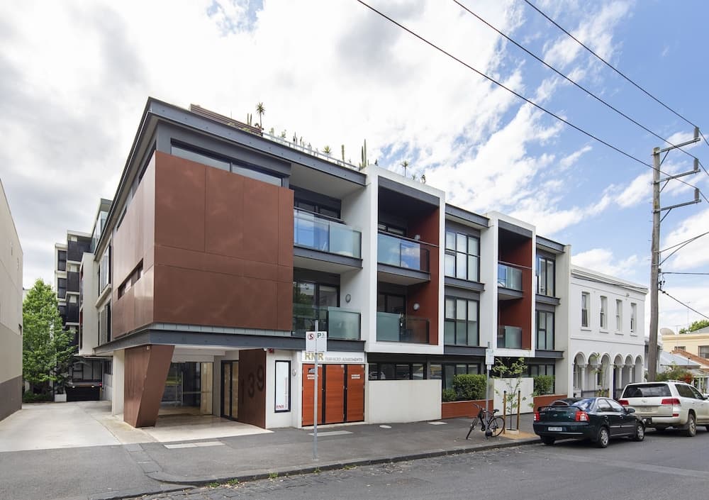 Rnr Serviced Apartments North Melbourne main