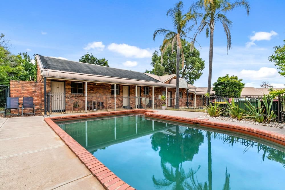 Comfort Inn Greensborough main
