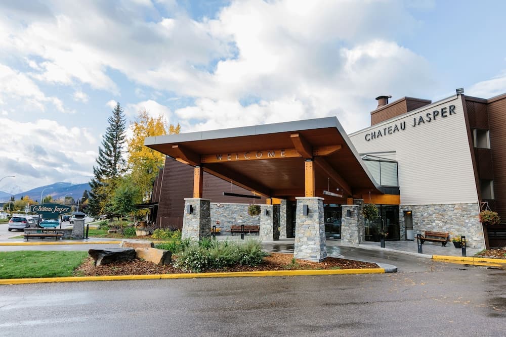 Chateau Jasper main