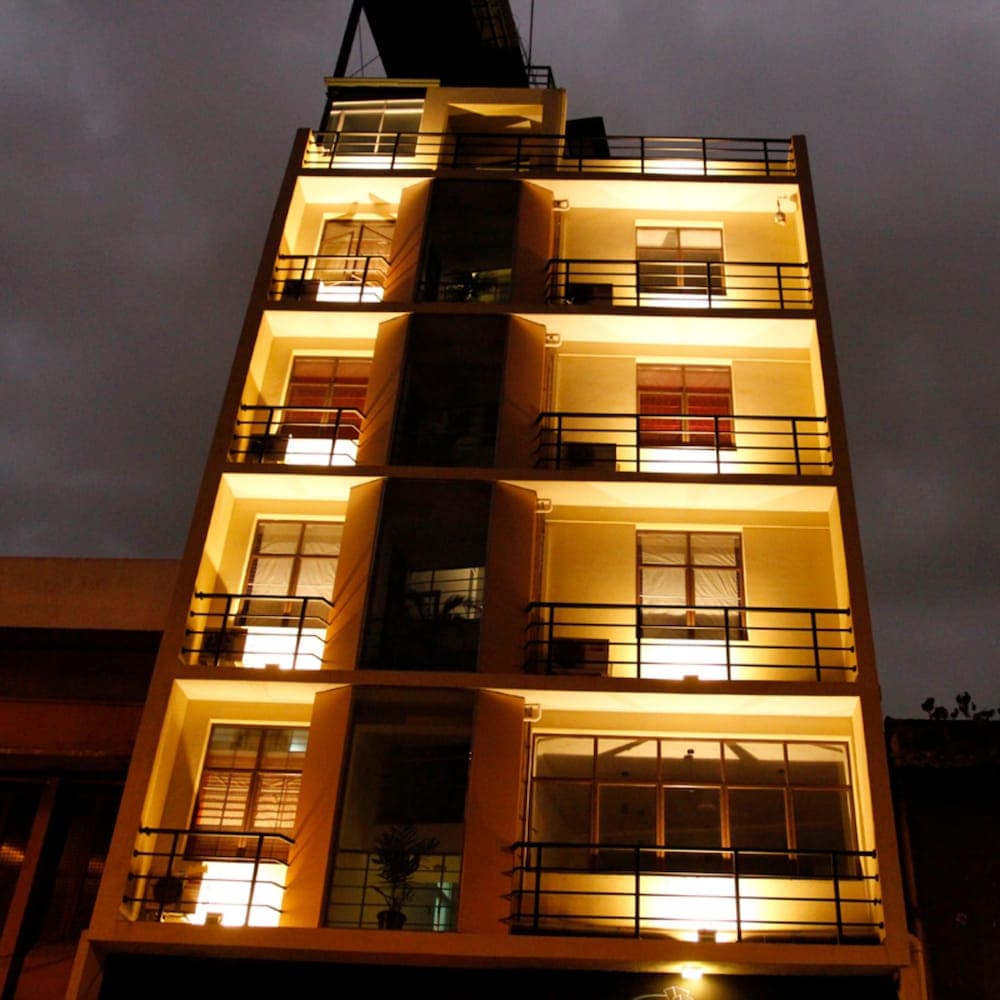 Port View City Hotel main