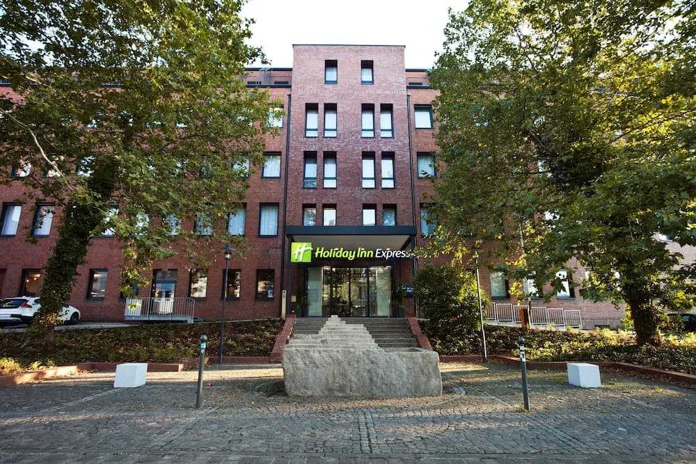Holiday Inn Express Saarbrücken main