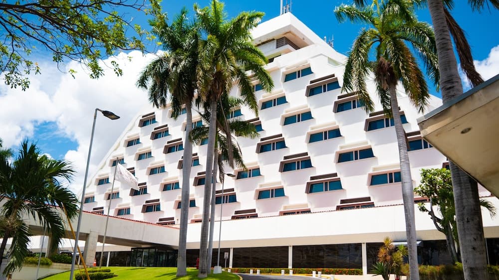 Crowne Plaza Managua main