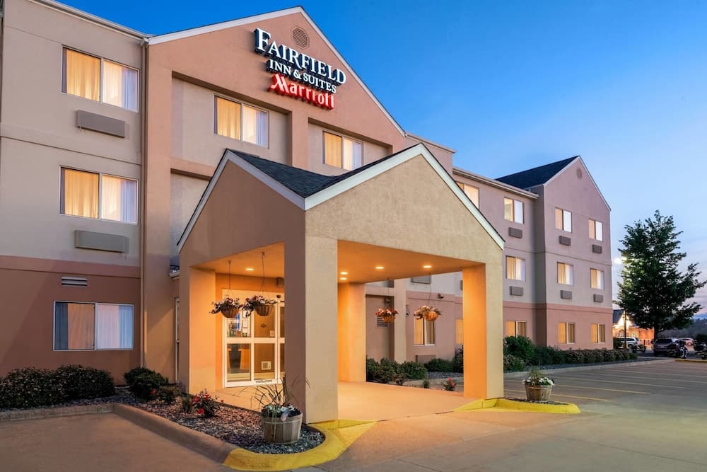 Fairfield Inn & Suites Stevens Point main