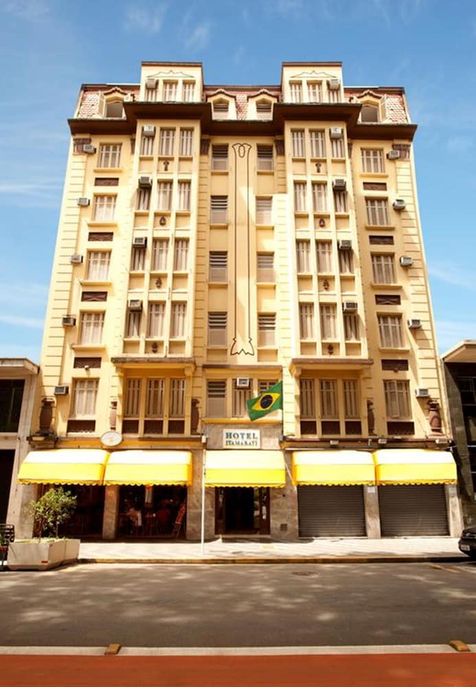 Hotel Itamarati main