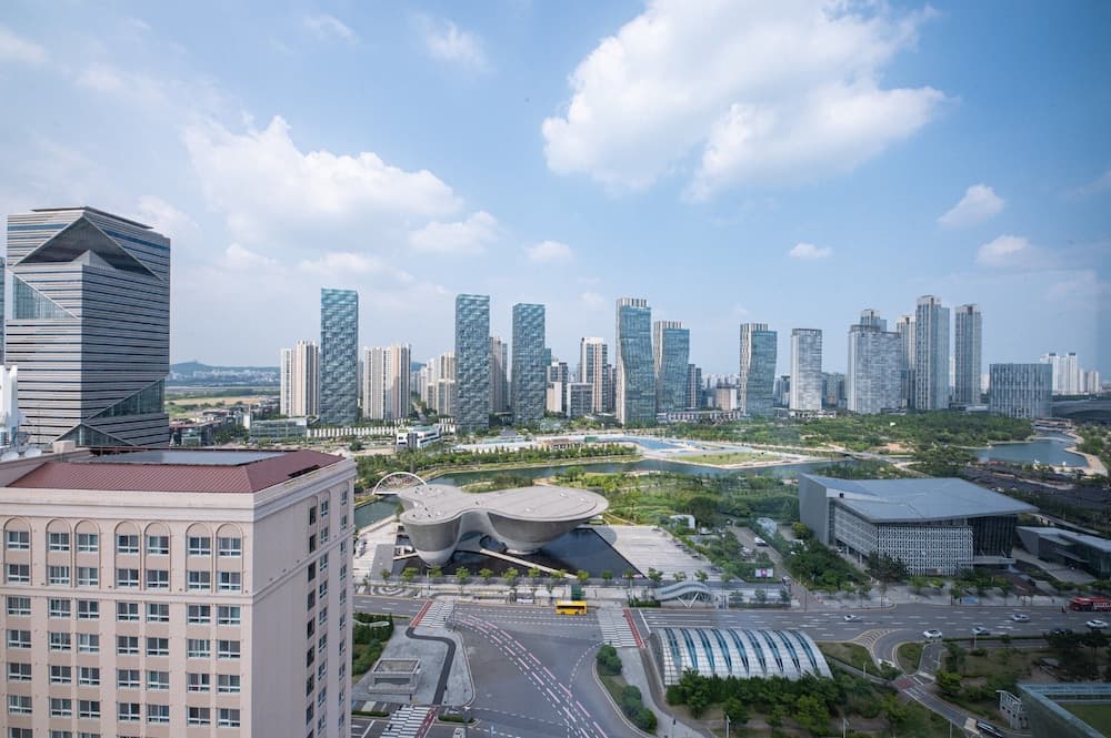 Holiday Inn Incheon Songdo main