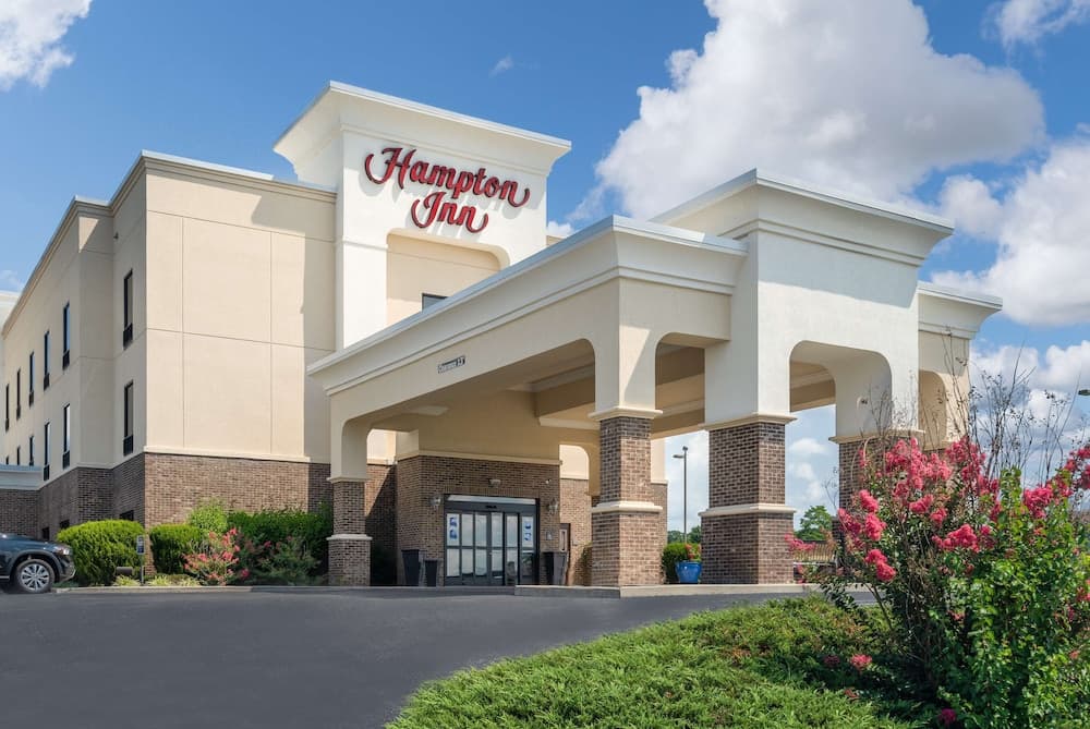 Hampton Inn London-North main