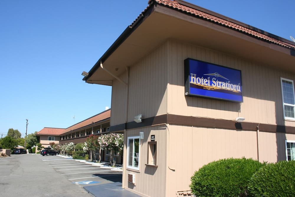 Wafer 450 Hotel main