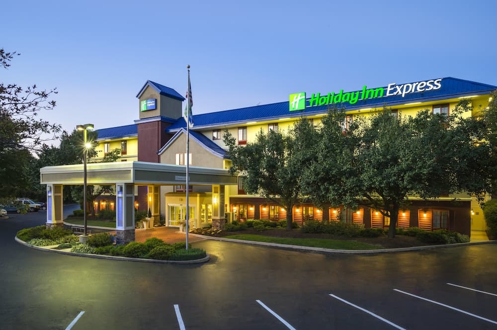 Holiday Inn Express Frazer Malvern main