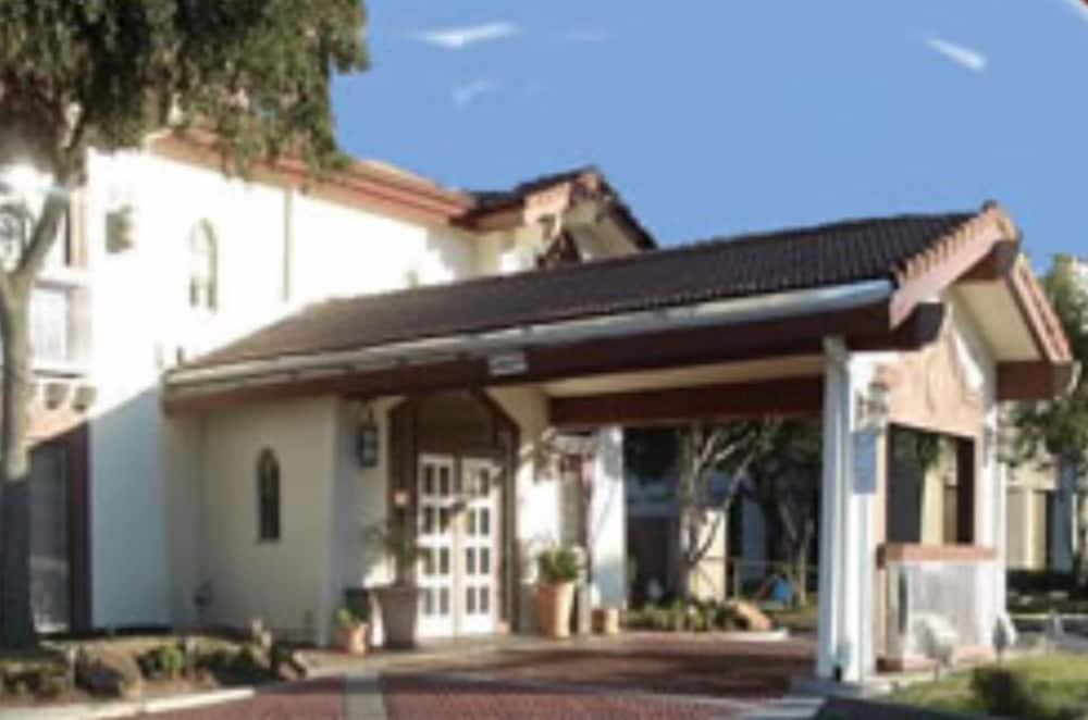 America's Inn Houston Southwest Hwy 59 @ Gessner