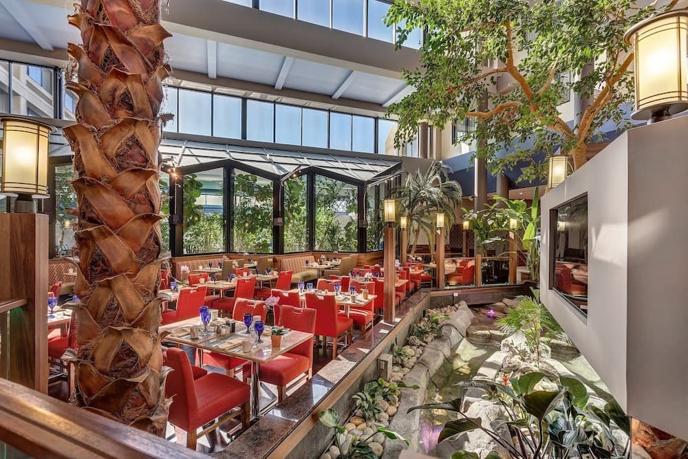 Crowne Plaza Foster City-San Mateo main