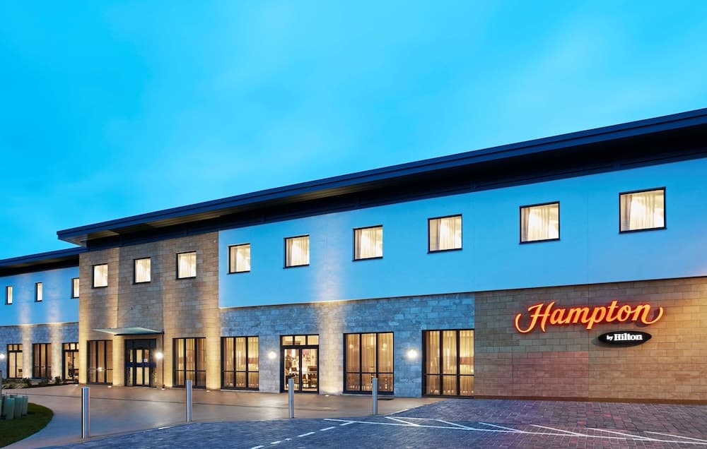 Hampton By Hilton Oxford main