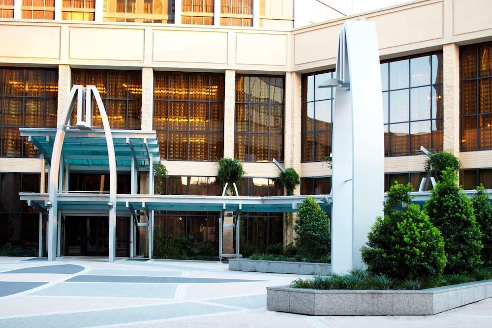Renaissance Mobile Riverview Plaza Hotel main