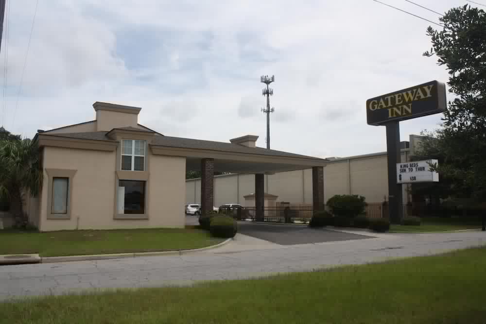 Gateway Inn-Savannah main