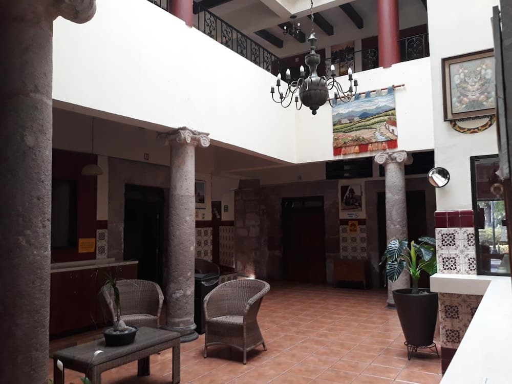 Hotel El Carmen