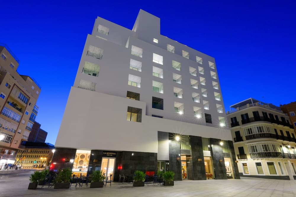 H10 Croma Malaga main