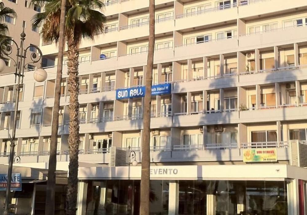Sun Hall Beach Apartments