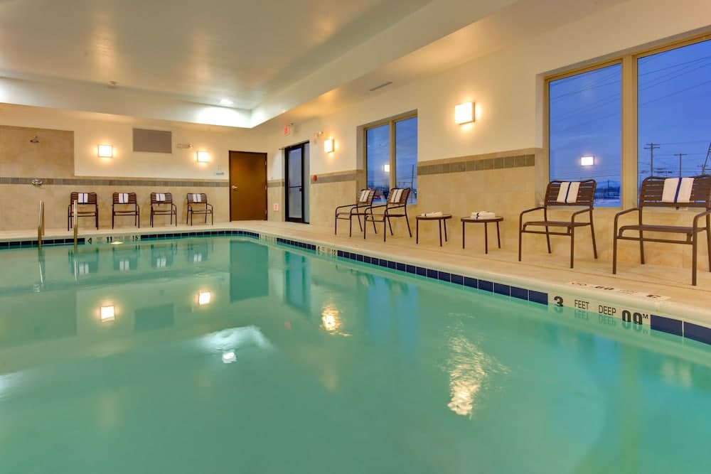 Holiday Inn Express & Suites Dewitt (Syracuse) main